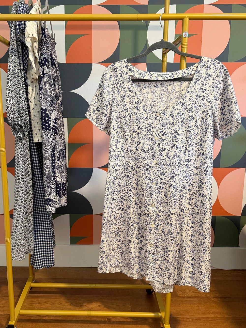 Reformation White and Blue Floral Short-Sleeve Mini Dress